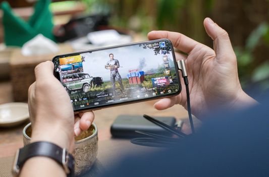 2024 Online Gaming Trends: Cross-Platform Play, AI, and More